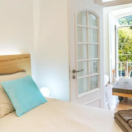 Appartement Casa St Yves - Sunny Flat In On Av Luisa Todi *