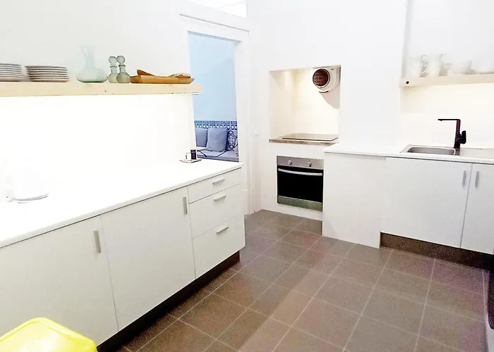 Appartement Casa St Yves - Sunny Flat In On Av Luisa Todi *