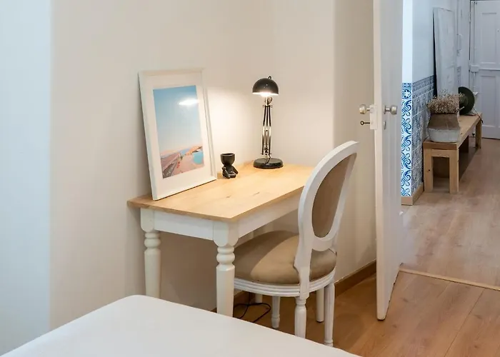 Appartement Casa St Yves - Sunny Flat In On Av Luisa Todi *