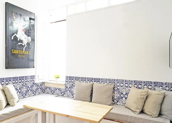 Casa St Yves - Sunny Flat In On Av Luisa Todi Setúbal