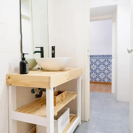 Casa St Yves - Sunny Flat In On Av Luisa Todi 公寓 *